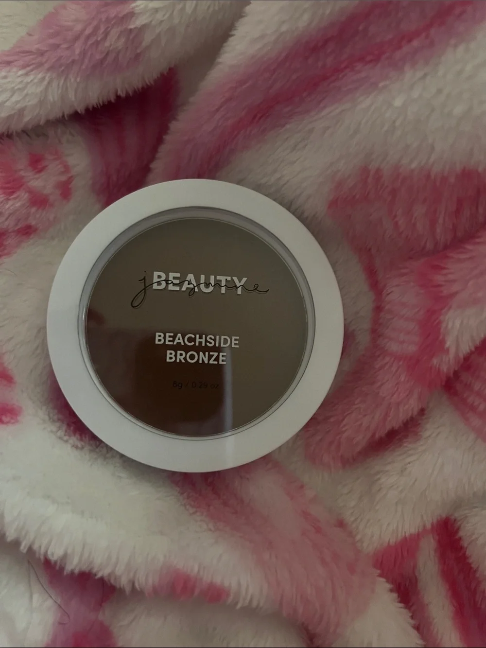 Jazmine beauty beachside bronze